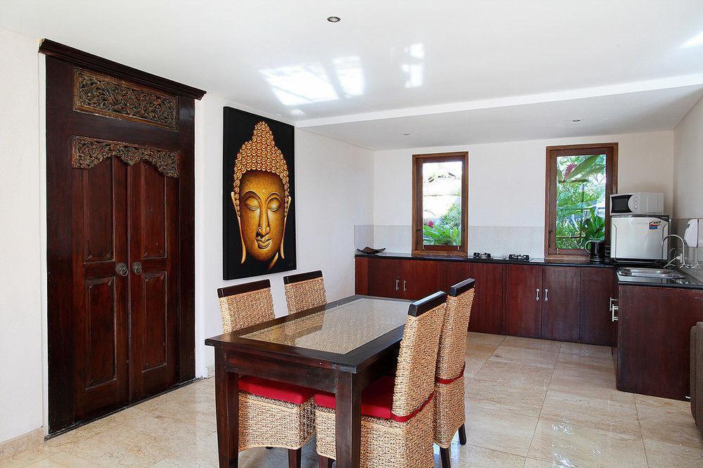 Adinda Balangan Beach Villa Jimbaran Exteriör bild