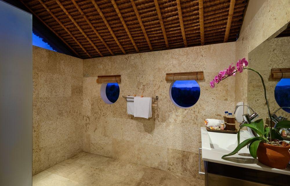 Adinda Balangan Beach Villa Jimbaran Exteriör bild
